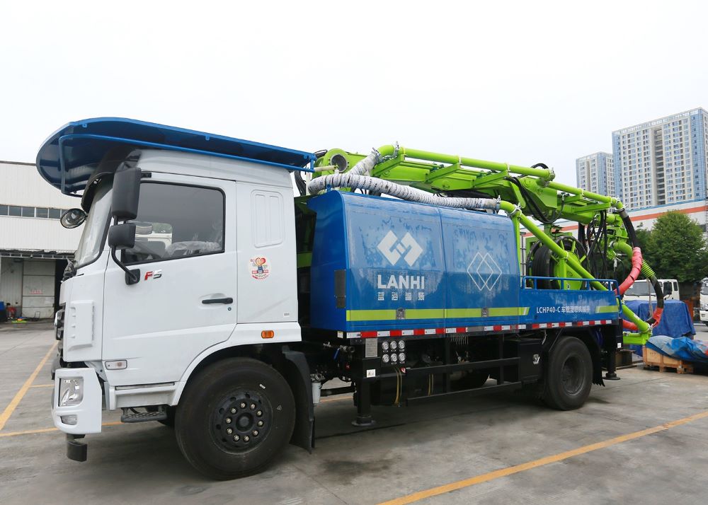 混凝土濕噴臺(tái)車(chē)在各類(lèi)工程施工中的應(yīng)用與優(yōu)勢(shì)(圖1)