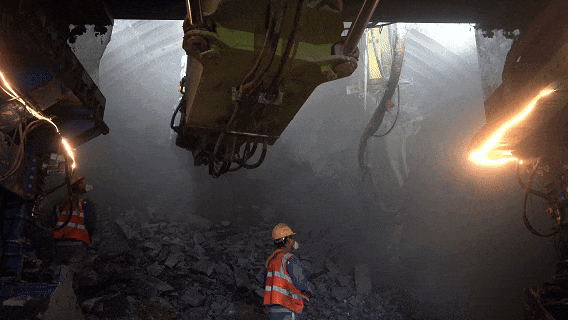 隧道全循環(huán)施工有“掘”招 | LH-150Y掘進(jìn)支護(hù)一體機(jī)組(圖2) 隧道全循環(huán)施工有“掘”招 | LH-150Y掘進(jìn)支護(hù)一體機(jī)組(圖2)